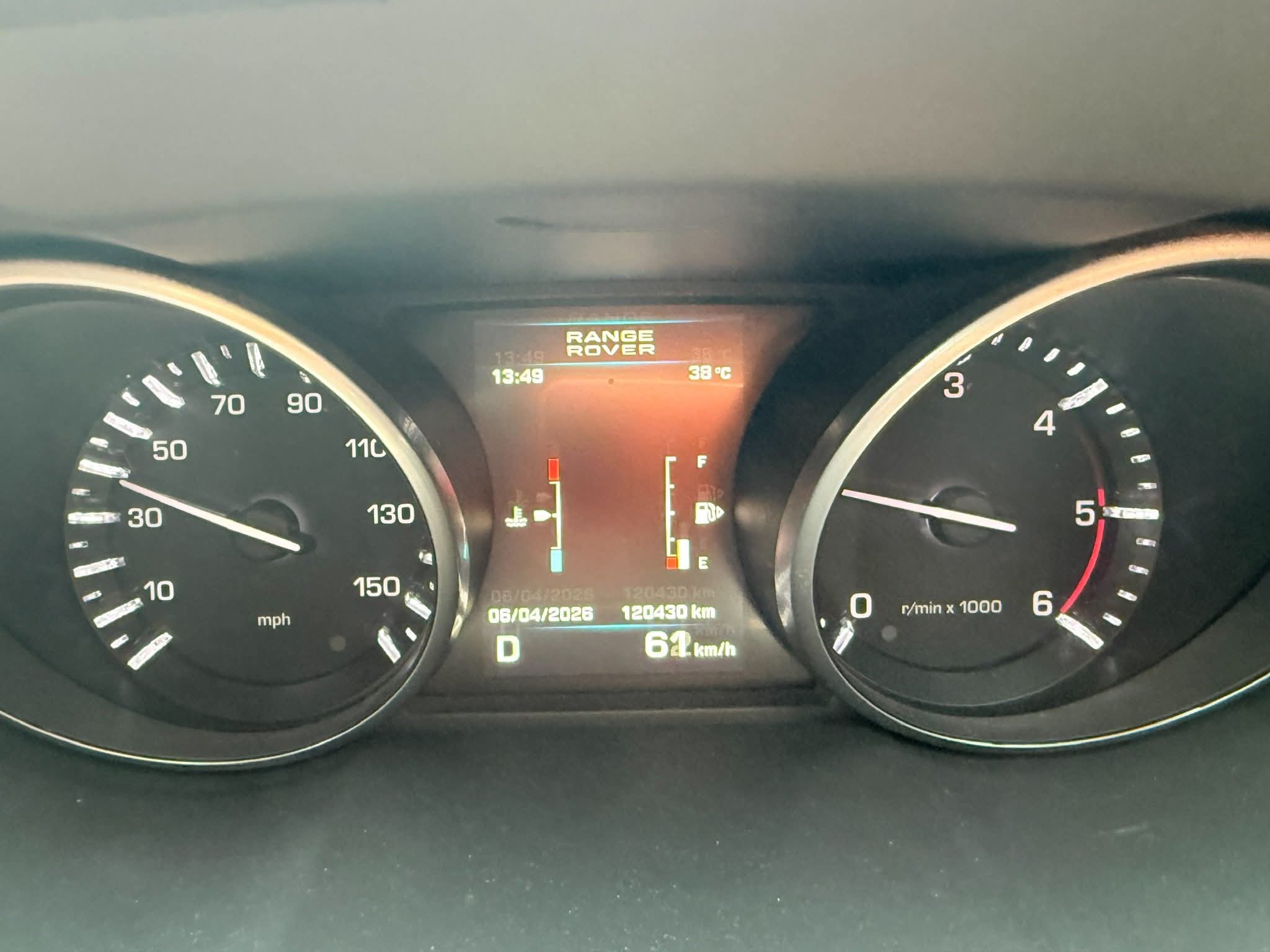 Car image 10